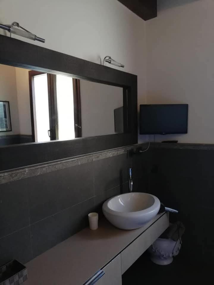 Villa Antonella Rooms Mondello Palermo Exterior foto